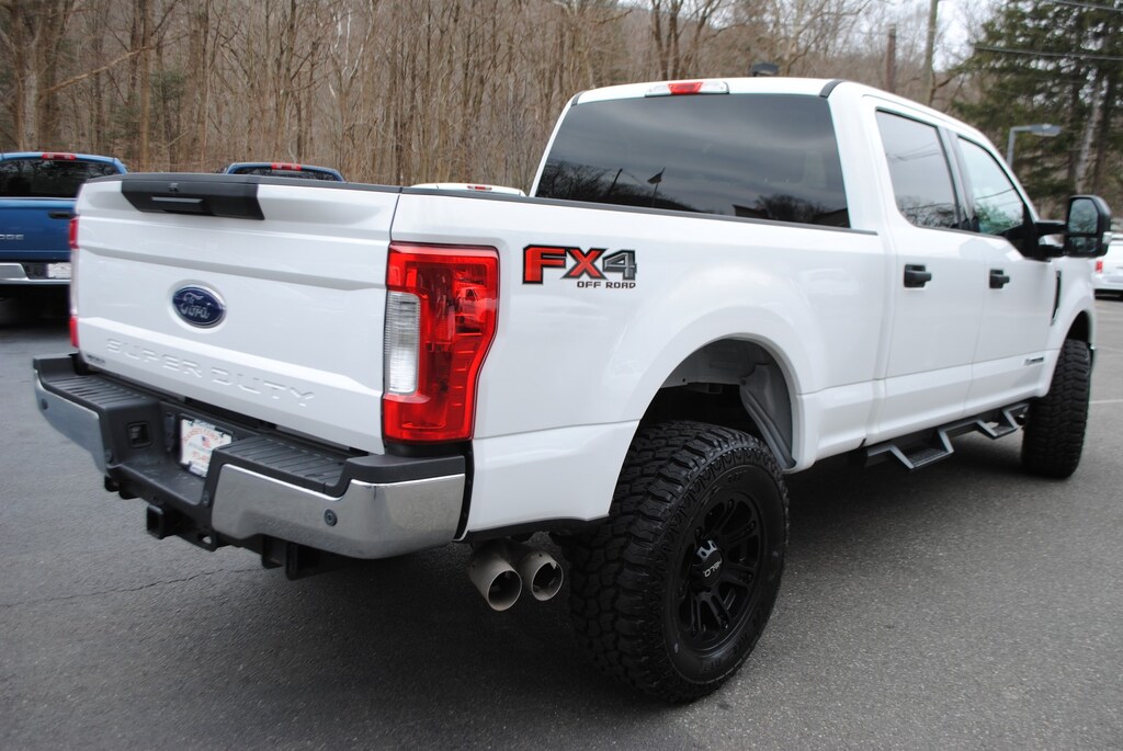 Used 2017 Ford F-250 6.7 XLT FX4 Crew Cab