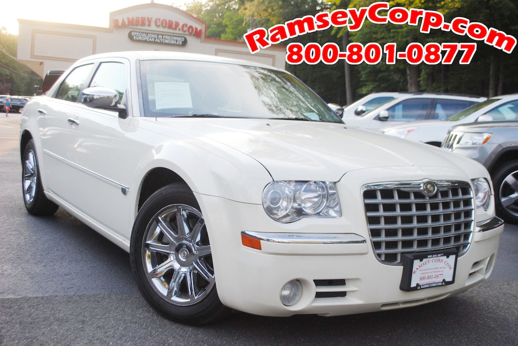 Used 2005 Chrysler 300C 5.7 Sedan