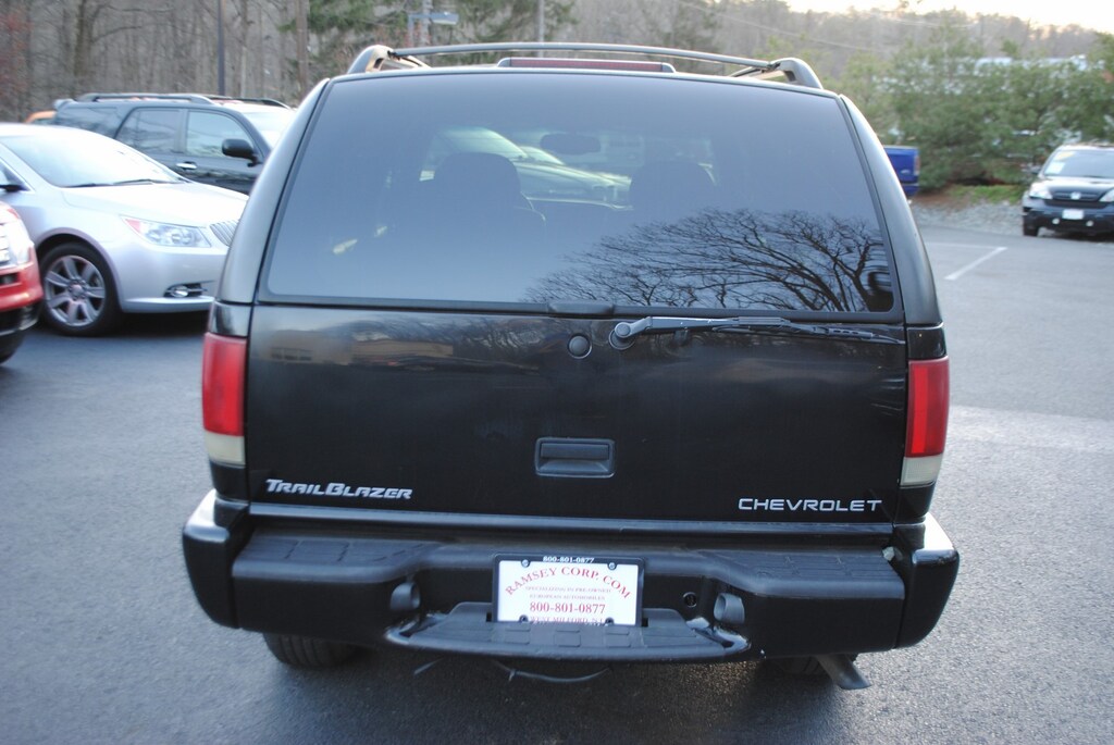 Used 2001 Chevrolet Blazer LS 4.3 SUV
