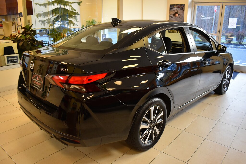 Used 2021 Nissan Versa 1.6 SV Sedan
