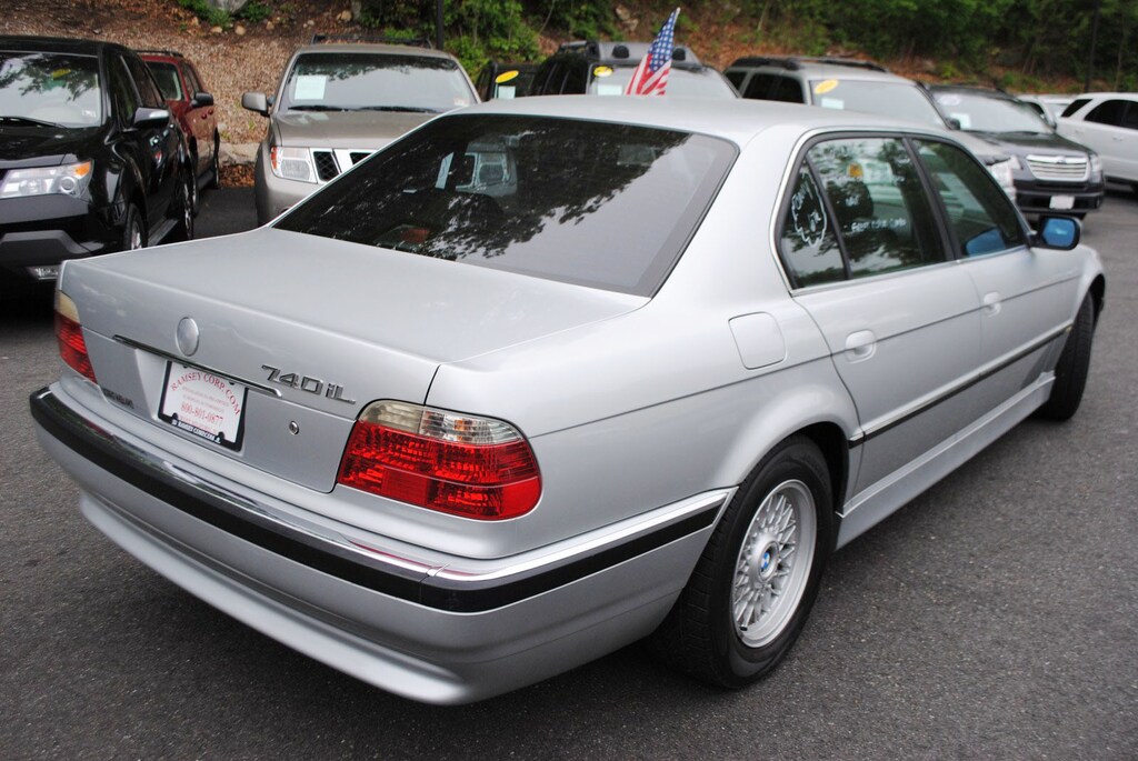 Used 2001 BMW 740iL 4.4 Sedan