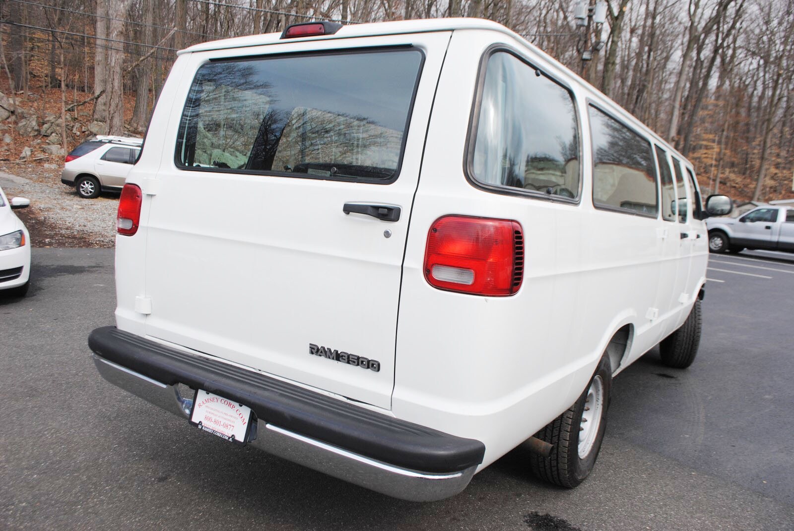 1998 dodge ram van 3500 commercial maxi