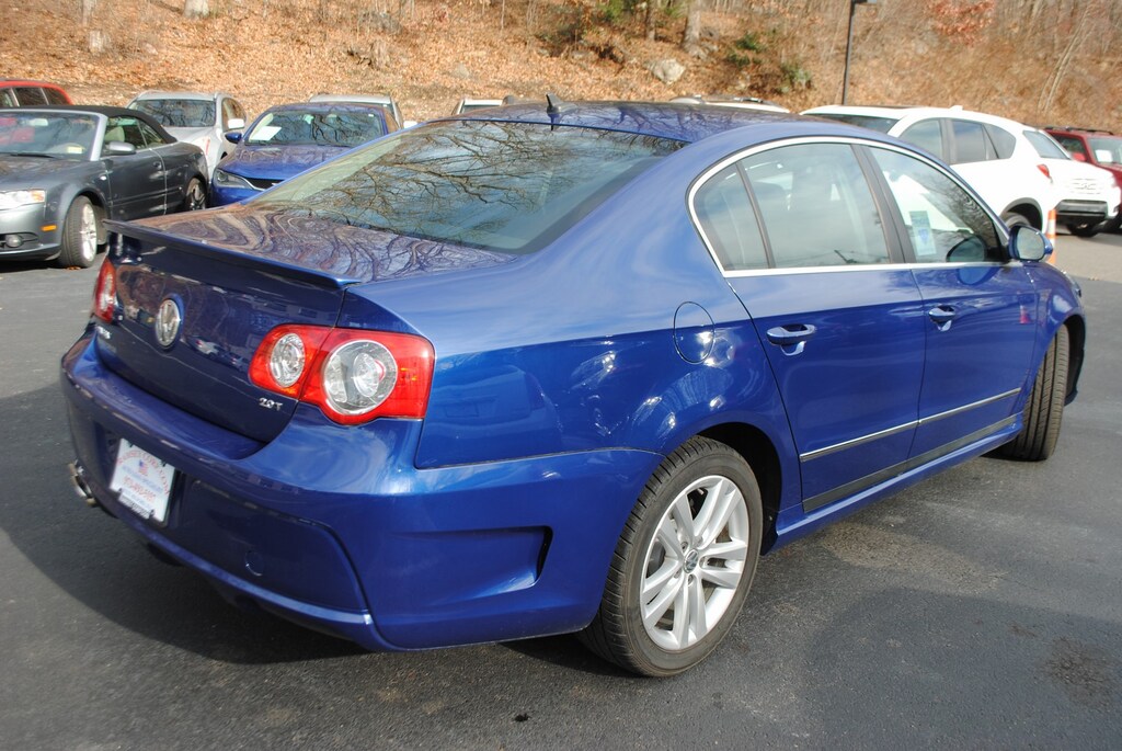 Used 2009 Volkswagen Passat Komfort 2.0T Sedan