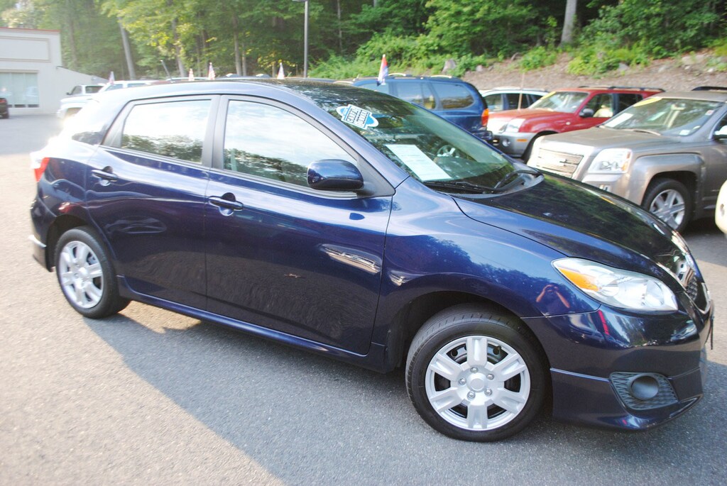Used 2009 Toyota Matrix For Sale at Ramsey Corp. VIN 2T1LE40E09C005767