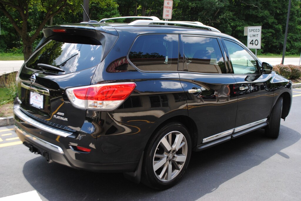 Used 2015 Nissan Pathfinder Platinum SUV