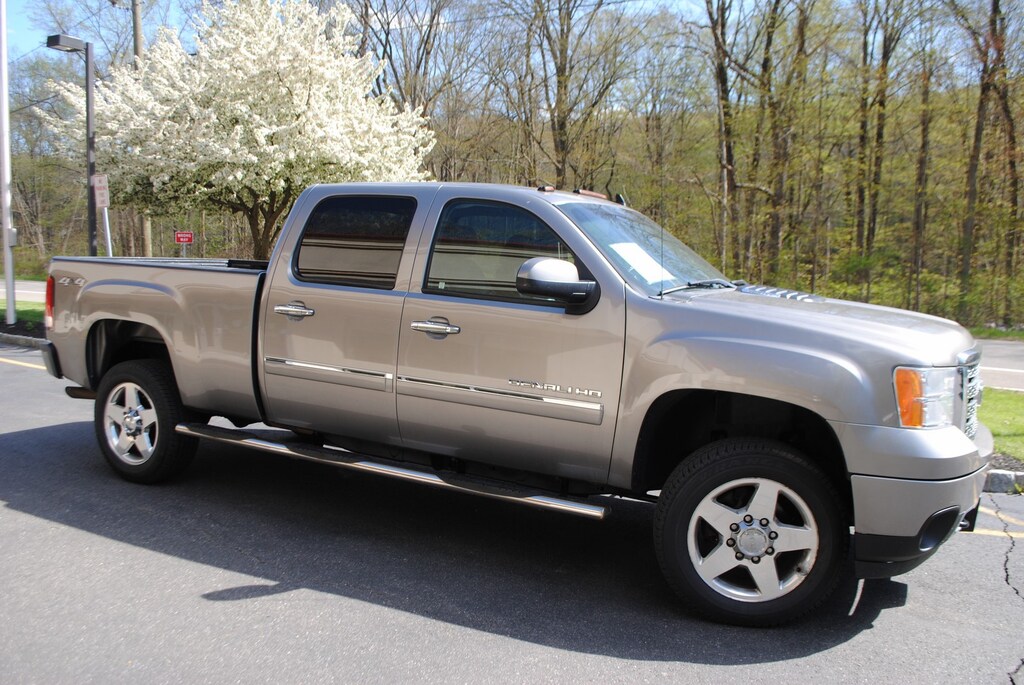 Certified 2012 GMC Sierra 2500HD Denali 4WD 6.0 Truck Crew Cab