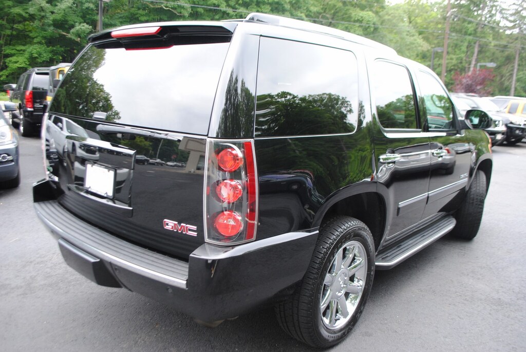 Used 2011 GMC Yukon Denali 6.2 SUV