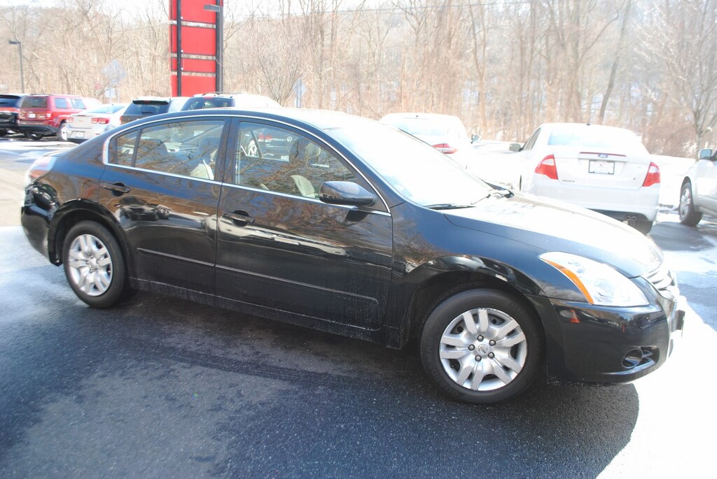 Used 2012 Nissan Altima 2.5 Sedan