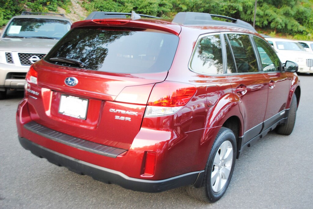 Used 2011 Subaru Outback Limited 3.6R Wagon