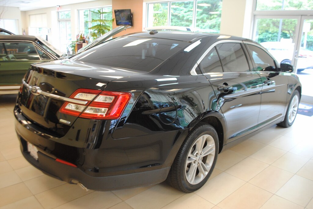 Used 2017 Ford Taurus SEL 3.5 Sedan