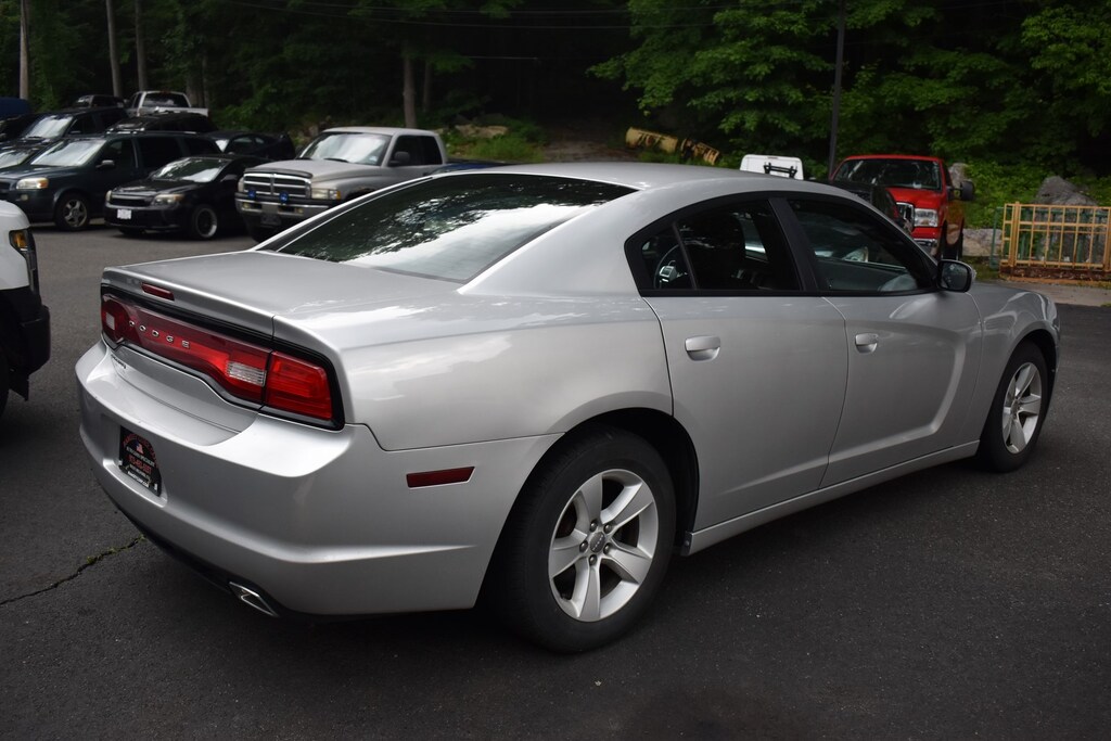 Used 2012 Dodge Charger SE 3.6 Sedan