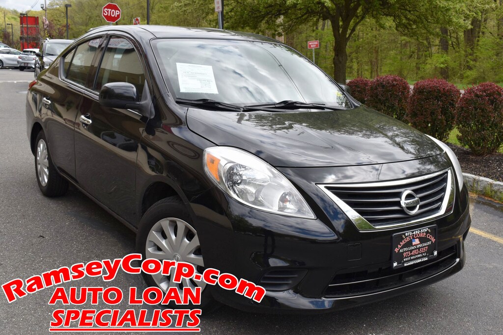 Certified 2014 Nissan Versa SV 1.6 Sedan