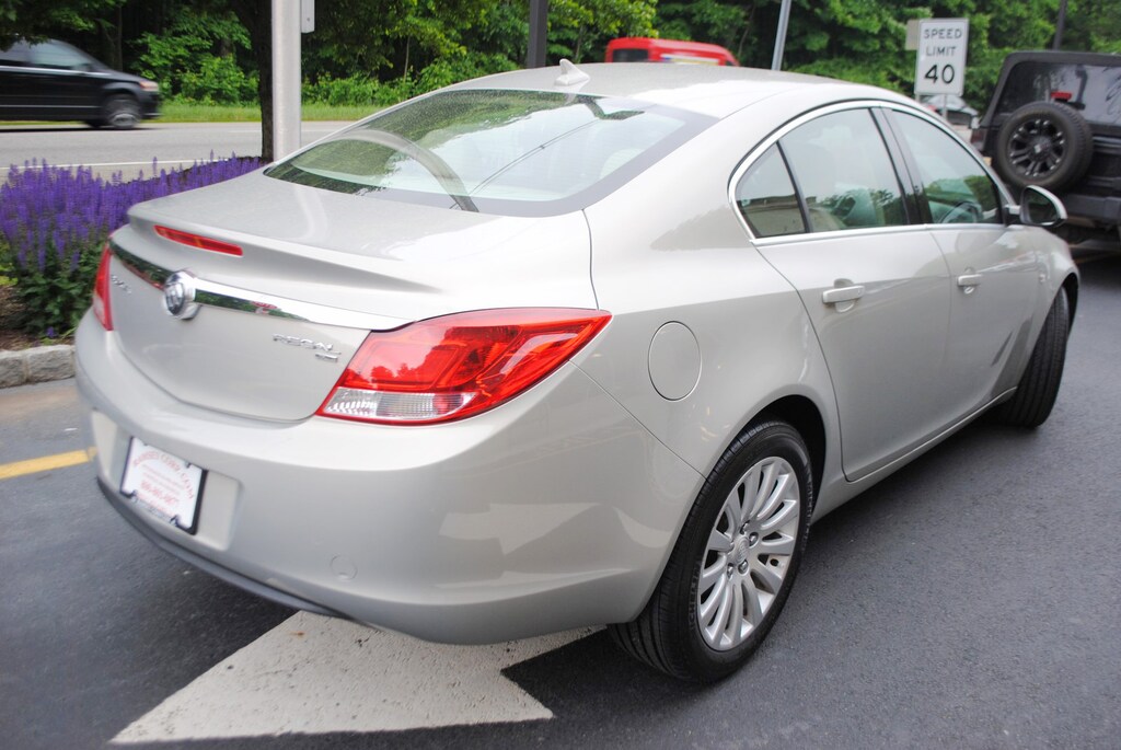 Used 2011 Buick Regal CXL 2.4 Sedan