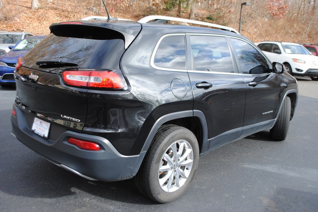 Used 2015 Jeep Cherokee Limited 4x4 SUV