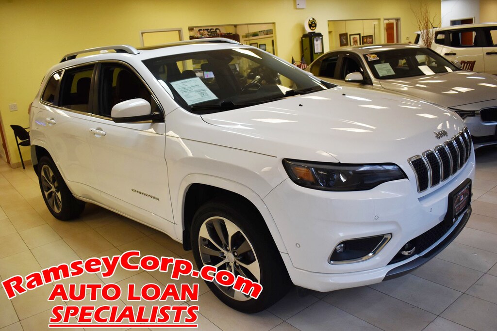 Used 2019 Jeep Cherokee Overland 4x4 SUV