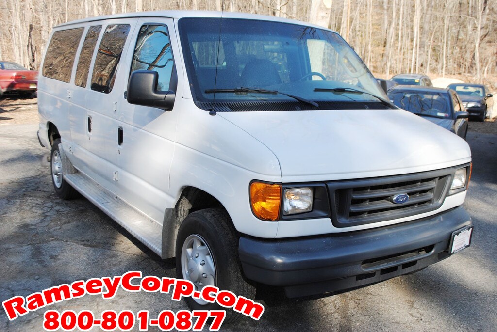 Used 2007 Ford E-350 Super Duty XLT 5.4 Wagon Wagon