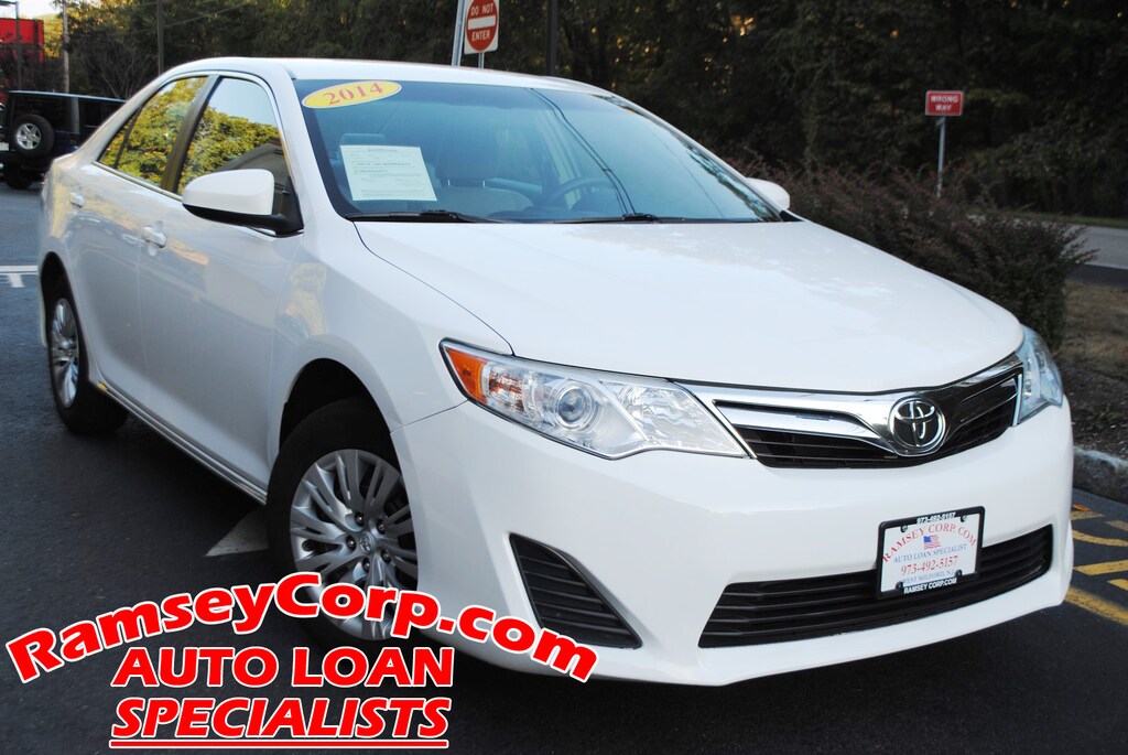 Used 2014 Toyota Camry LE 2.5 Sedan