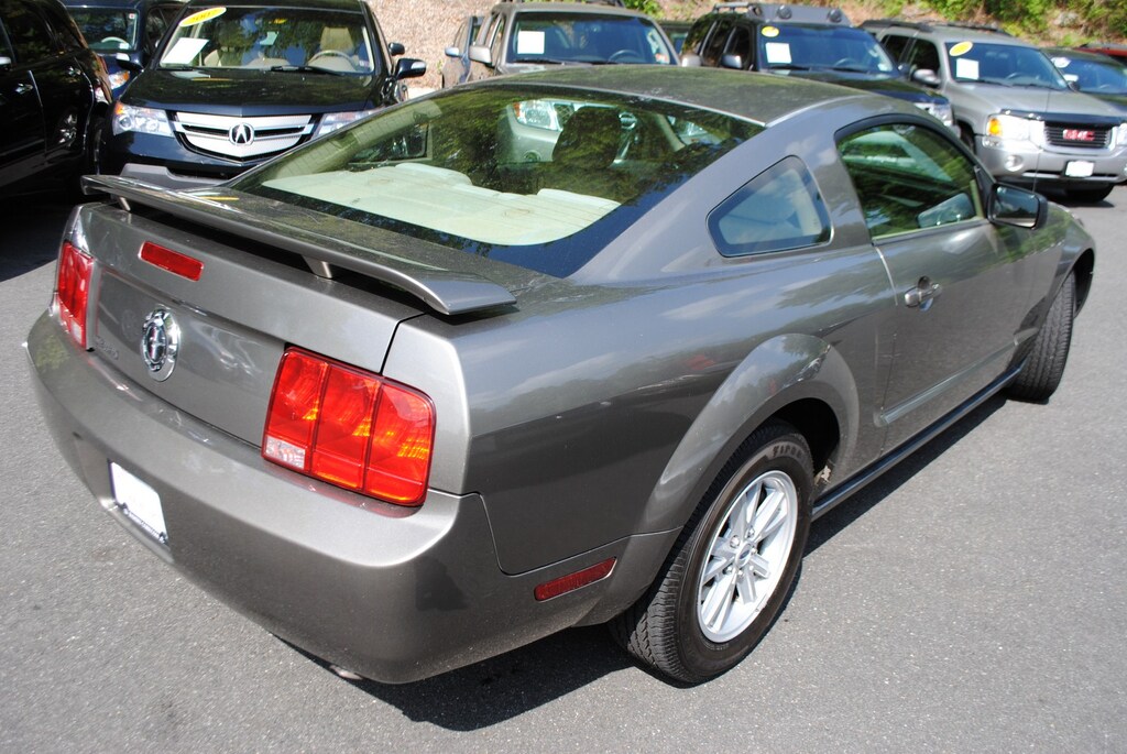 Used 2005 Ford Mustang Premium 4.0 Coupe