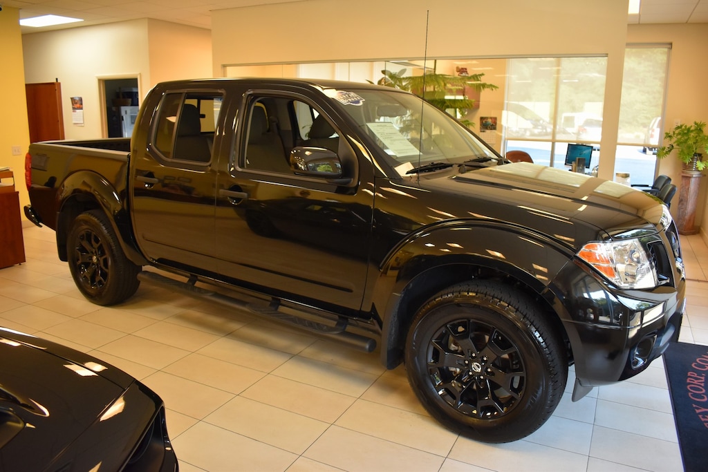 Used 2021 Nissan Frontier MIDNIGHT SV 3.8 Truck Crew Cab