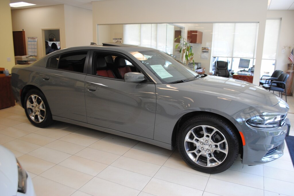 Used 2017 Dodge Charger SXT 3.6 Sedan