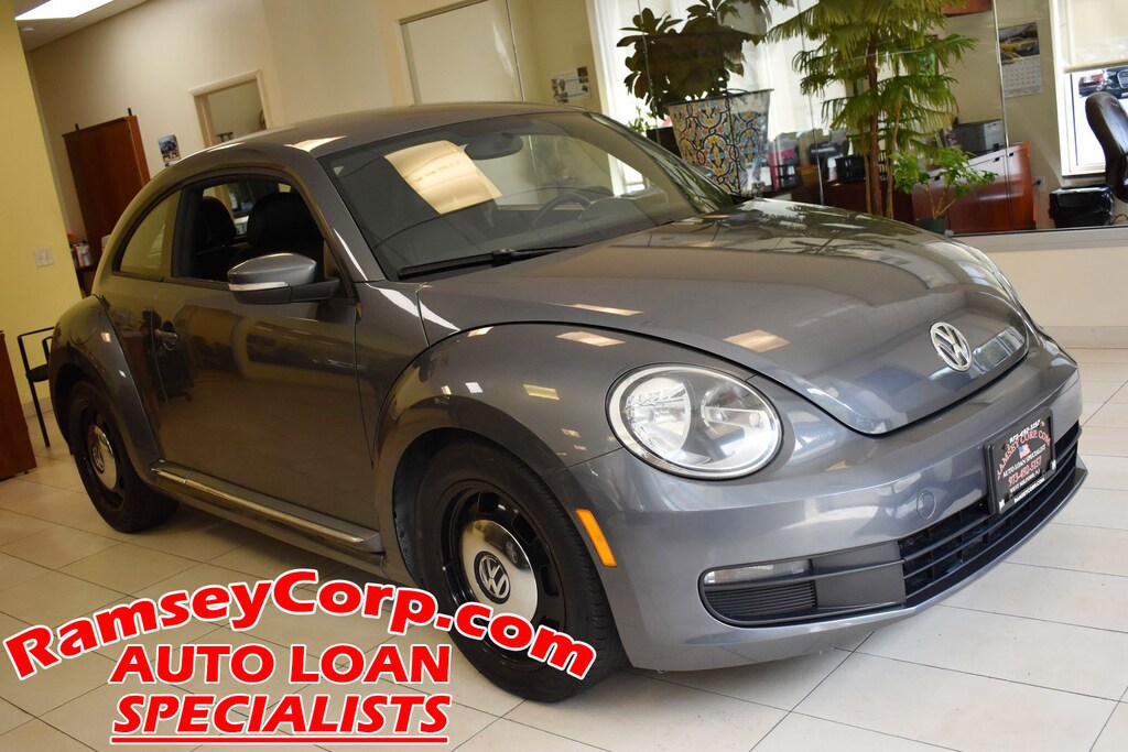 Used 2012 Volkswagen Beetle 2.5L Hatchback