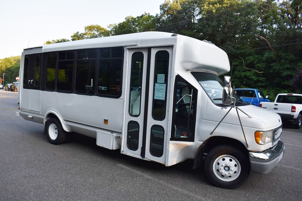 Used 1999 Ford E-450 RV Cutaway Standard CARGO VAN 7.3 Truck