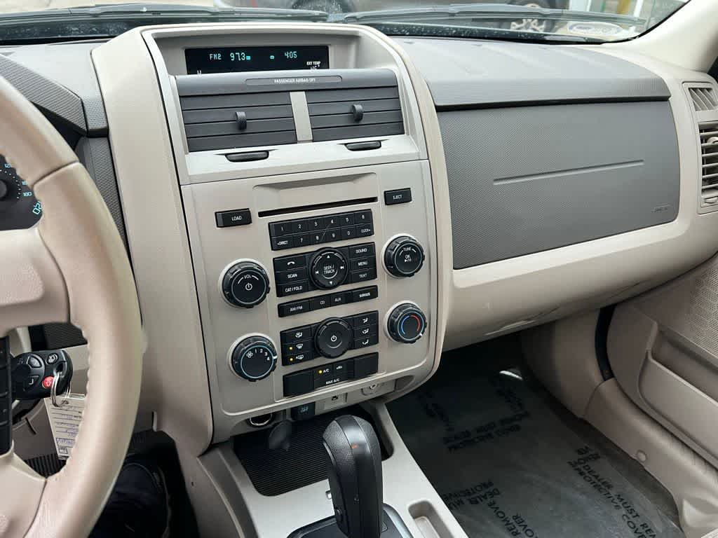 Thumbnail: 2011 Ford Escape - 33