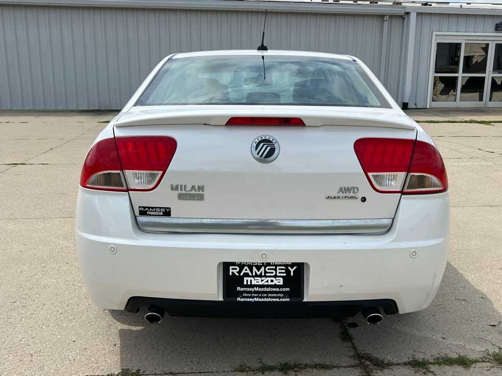 Thumbnail: 2011 Mercury Milan - 4