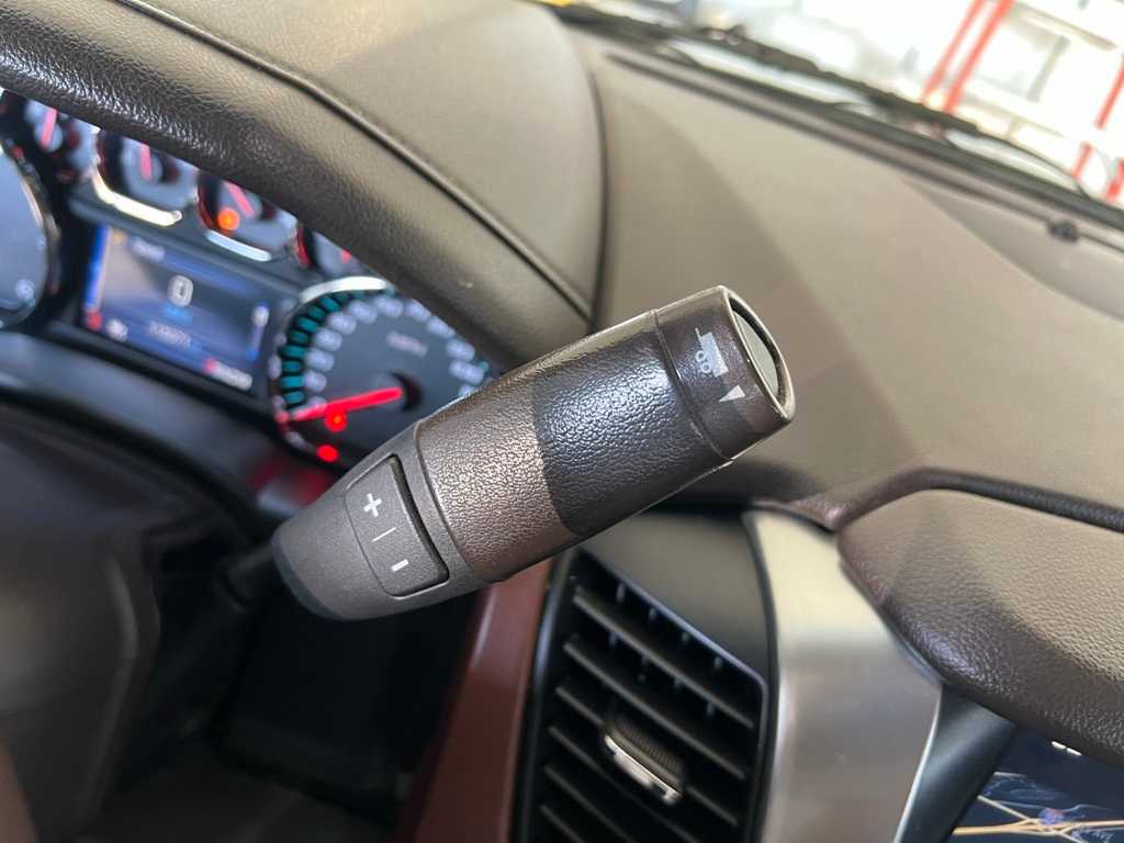 Thumbnail: 2015 Chevrolet Tahoe - 43