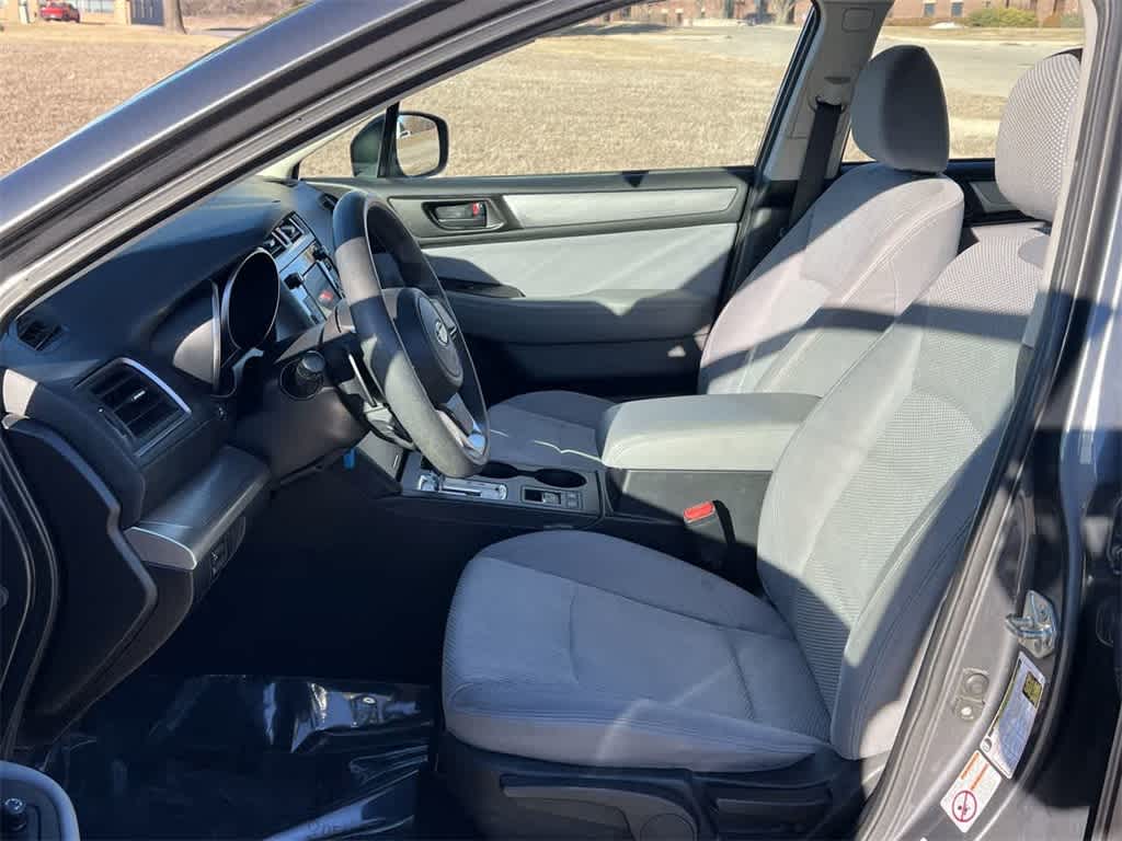 2018 Subaru Outback 2.5i 14