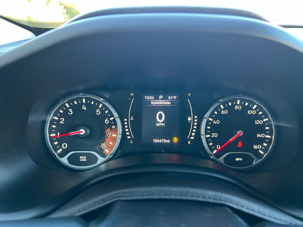 Thumbnail: 2015 Jeep Renegade - 29