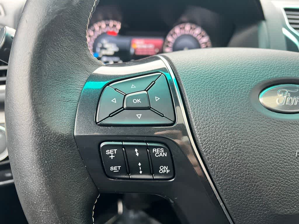 Thumbnail: 2016 Ford Explorer - 36