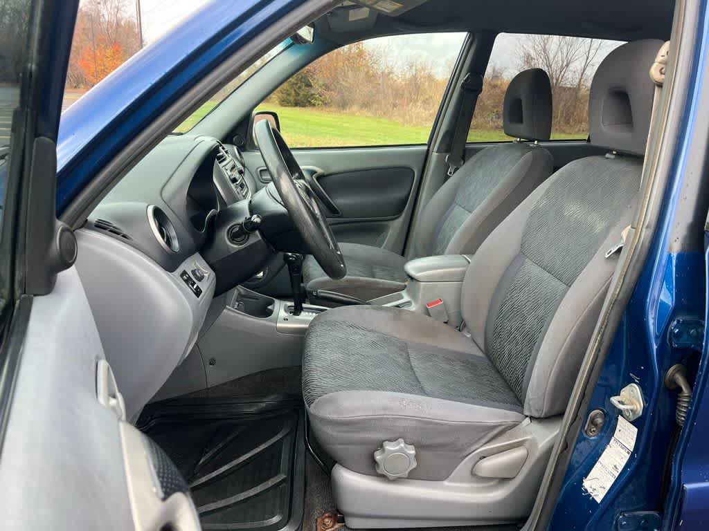 Thumbnail: 2003 Toyota RAV4 - 17