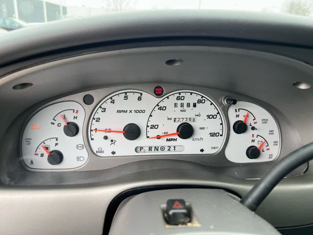 Thumbnail: 2001 Ford Explorer Sport Trac - 29