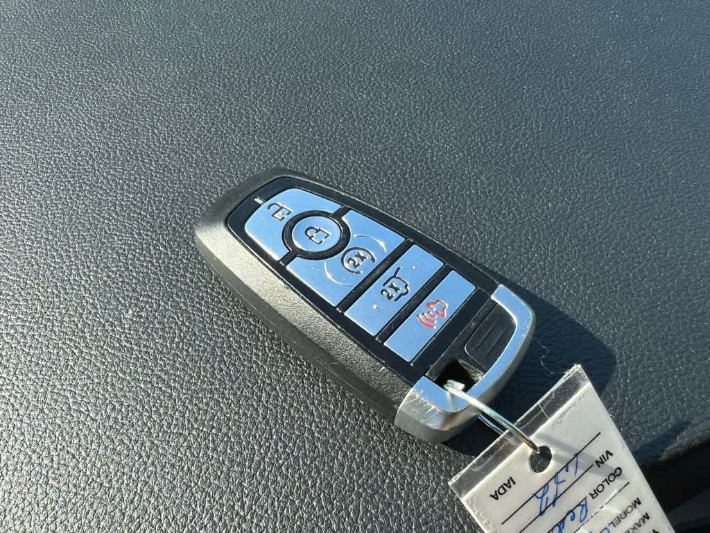 Thumbnail: 2020 Ford Explorer - 38