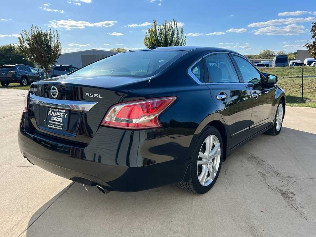 Thumbnail: 2013 Nissan Altima - 6