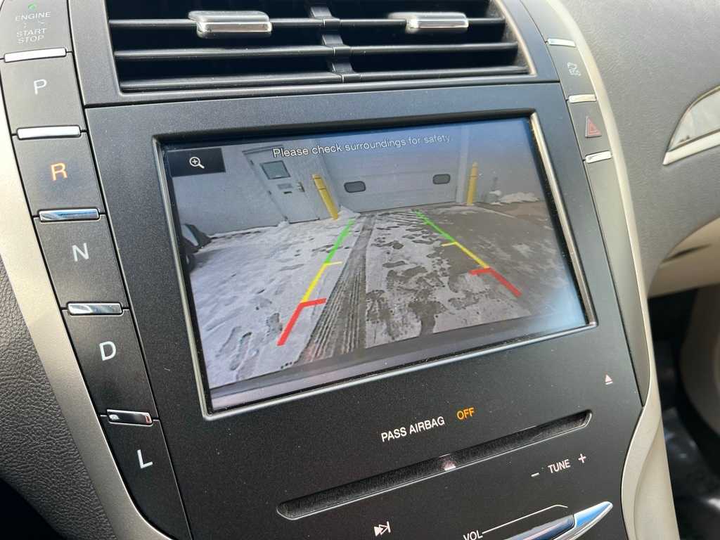 Thumbnail: 2016 Lincoln MKZ - 29