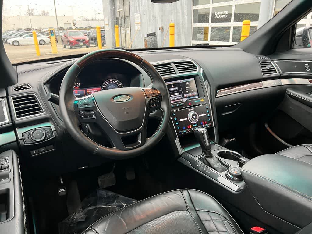 Thumbnail: 2016 Ford Explorer - 35