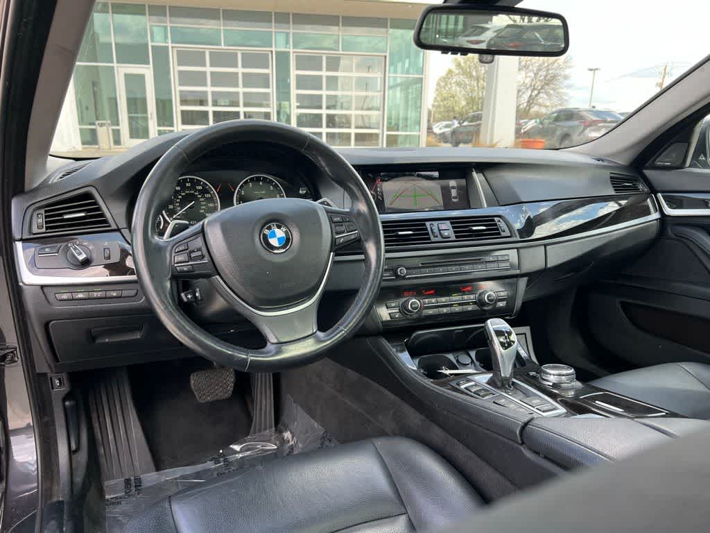 Thumbnail: 2016 BMW 5 Series - 26