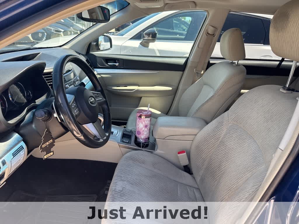 Thumbnail: 2010 Subaru Outback - 6