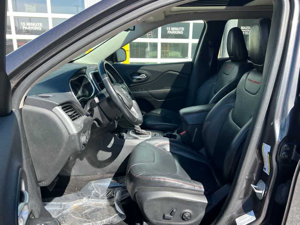 Thumbnail: 2014 Jeep Cherokee - 13