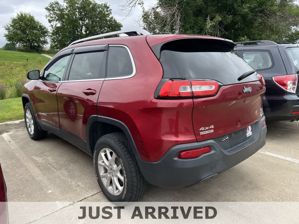 Thumbnail: 2017 Jeep Cherokee - 2