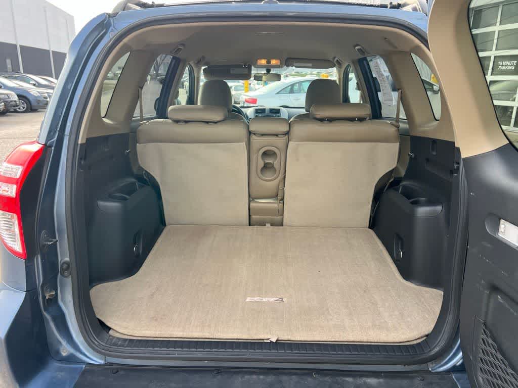 Thumbnail: 2010 Toyota RAV4 - 19