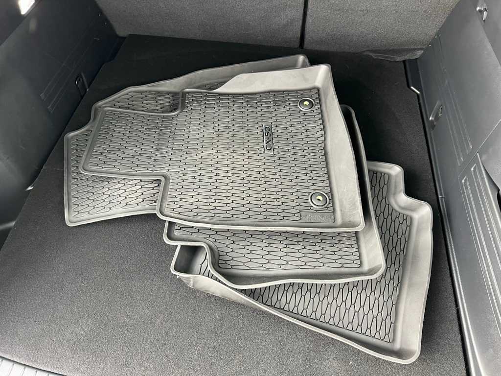 Thumbnail: 2025 Mazda CX-50 - 22