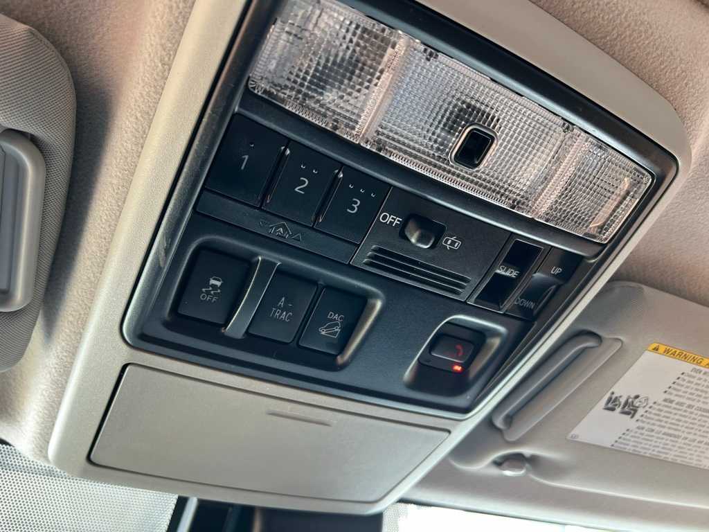 Thumbnail: 2020 Toyota 4Runner - 42