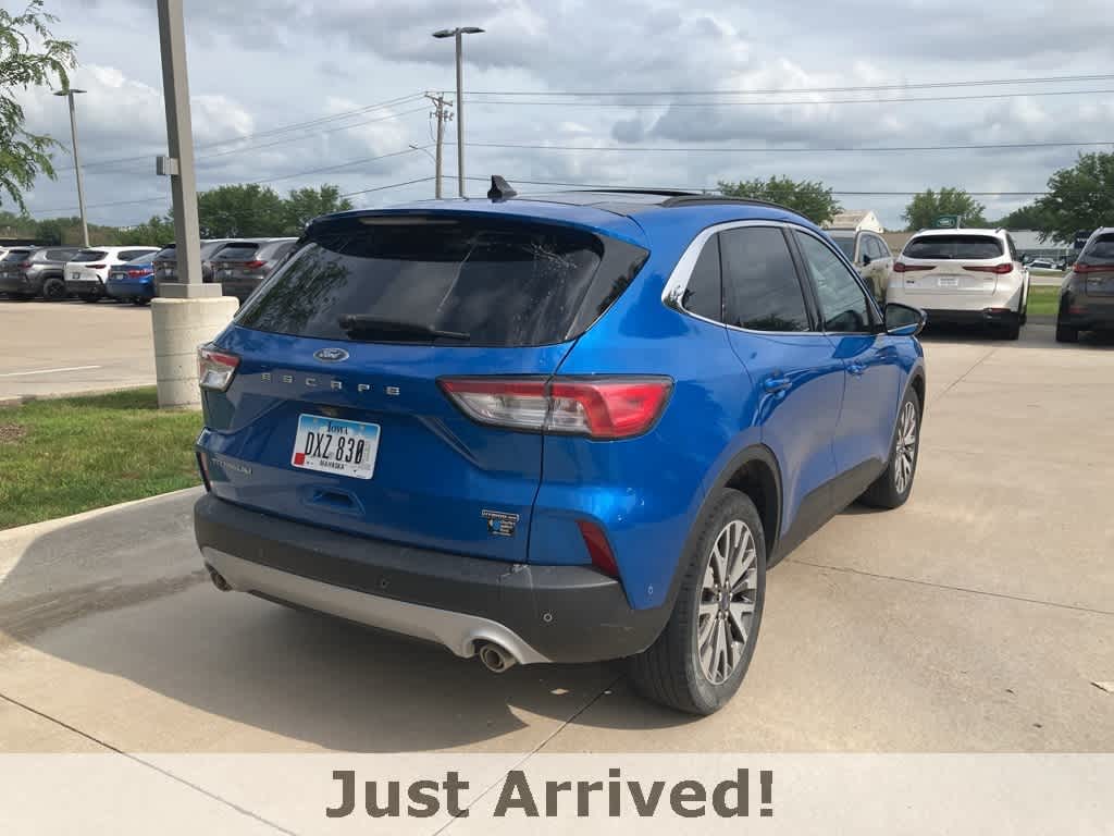 Thumbnail: 2020 Ford Escape - 4