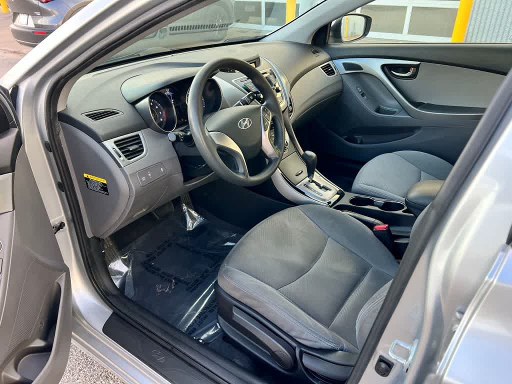 Thumbnail: 2013 Hyundai Elantra - 2