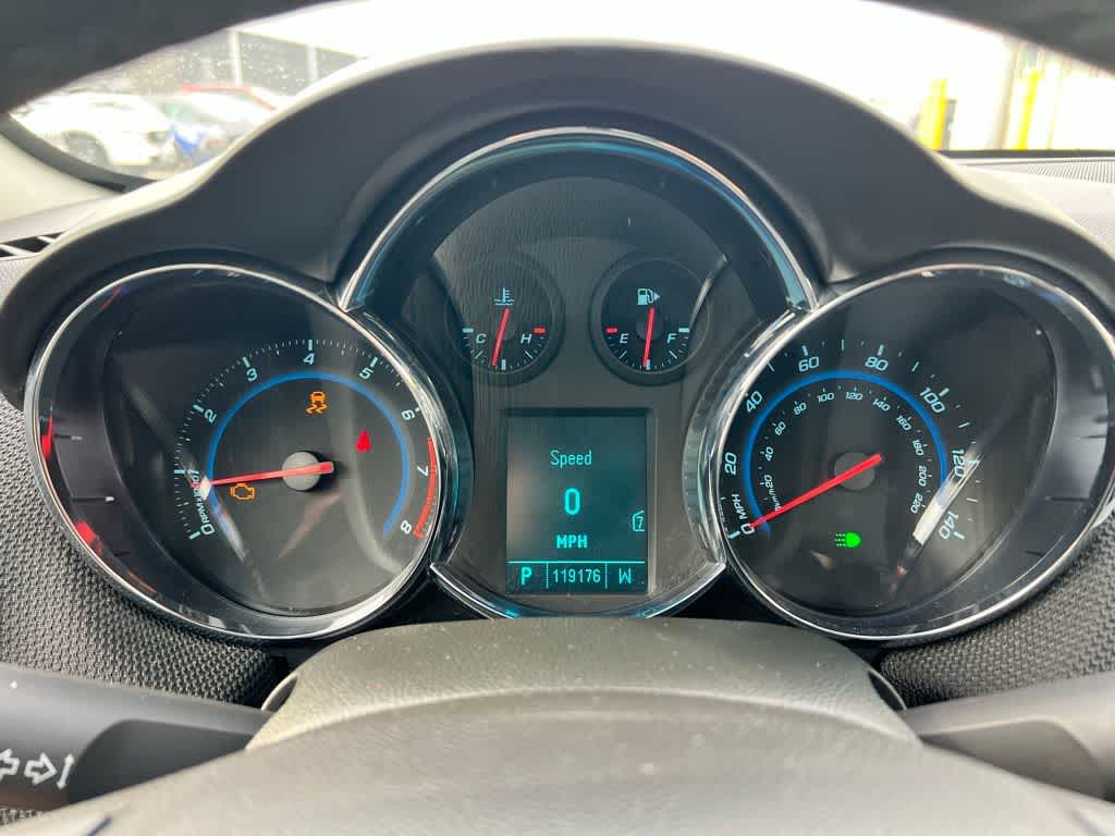 Thumbnail: 2011 Chevrolet Cruze - 34