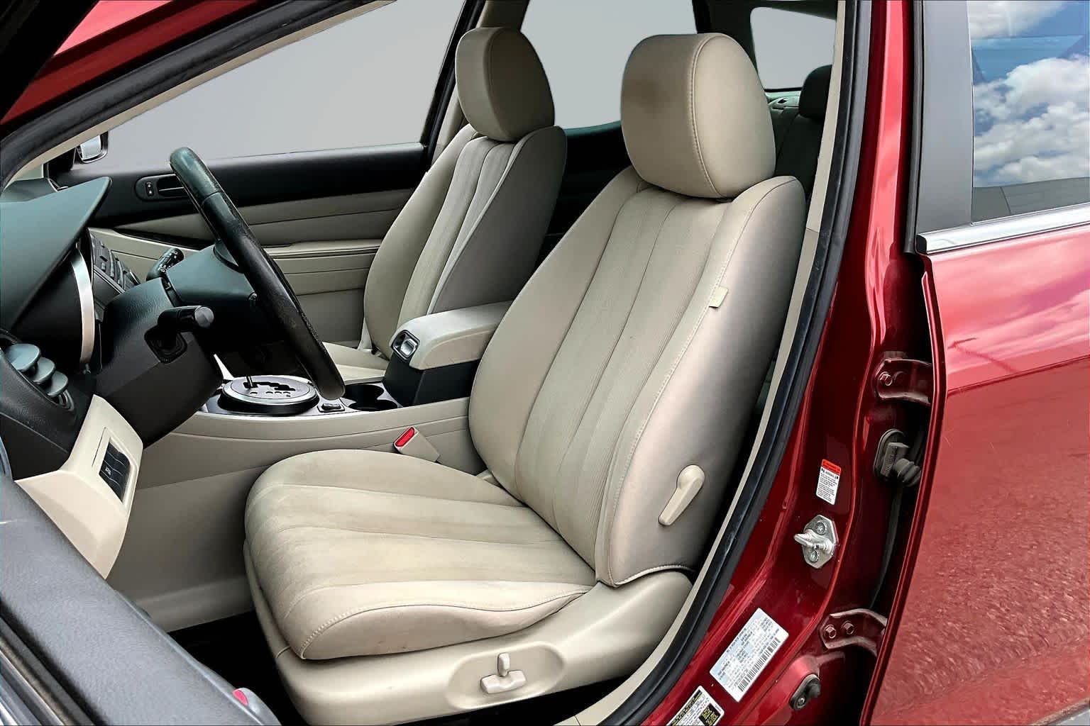Thumbnail: 2011 Mazda CX-7 - 25