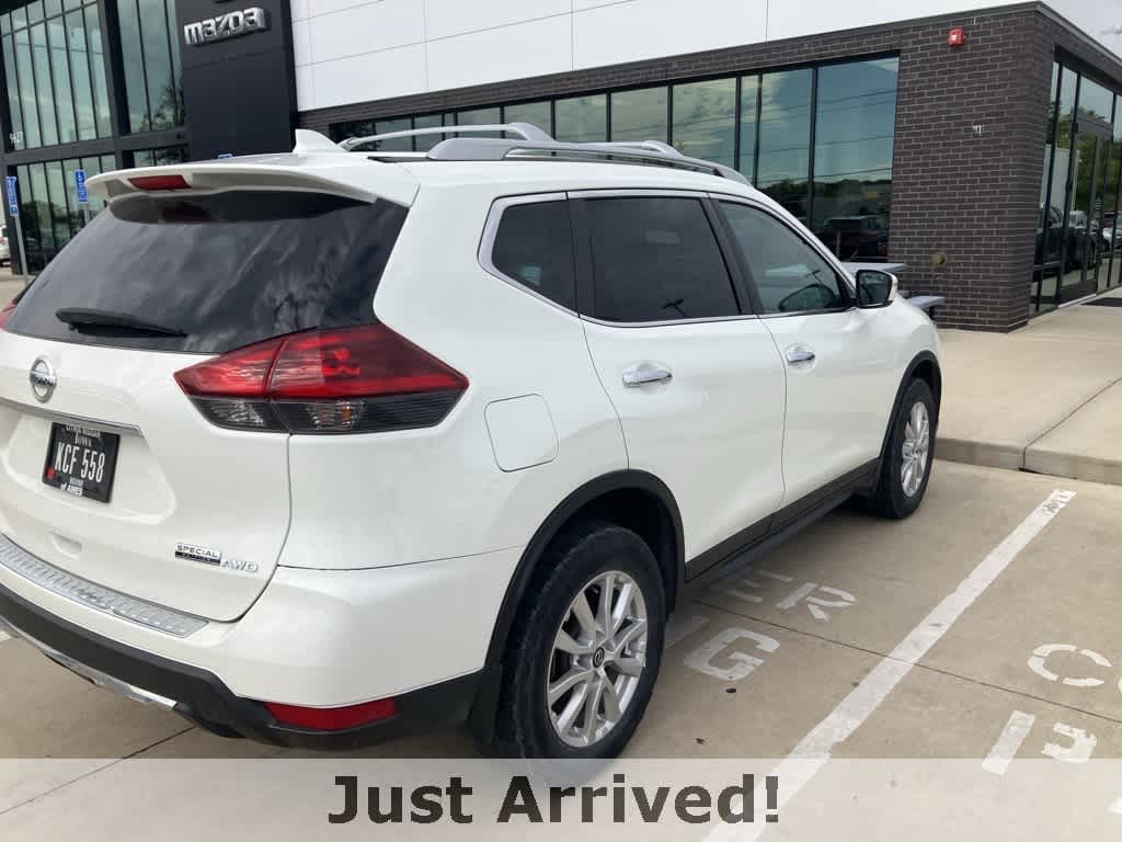 Thumbnail: 2020 Nissan Rogue - 5